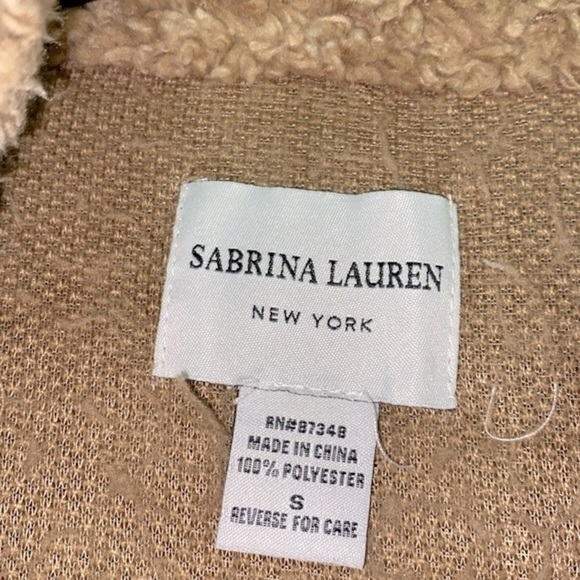 Sabrina Lauren tan zippered vest size small - Picture 5 of 6